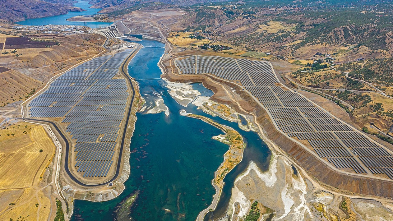 Özbekistan’a üçüncü santral