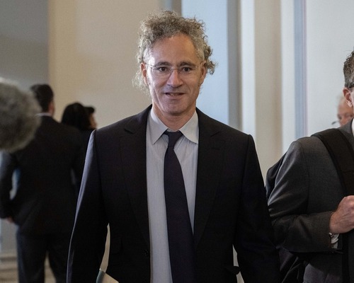 Palantir hisselerinde yüzde 30 artış: CEO Alex Karp milyarderler listesinde 67 basamak yükseldi