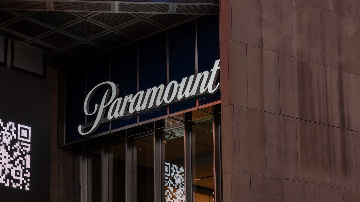 Paramount Warner Bros anlaşmasını neden askıya aldı?