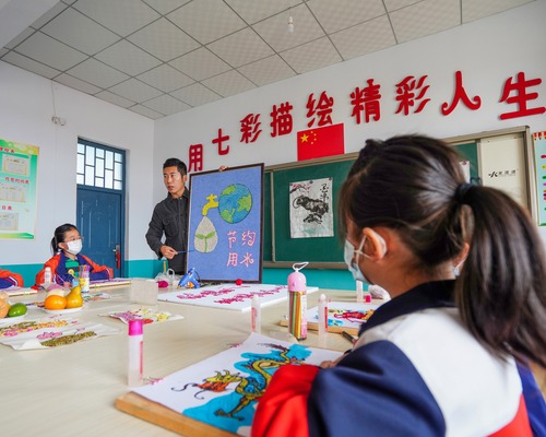 Pekin'de çocuklara yapay zeka eğitimi zorunlu hale geliyor