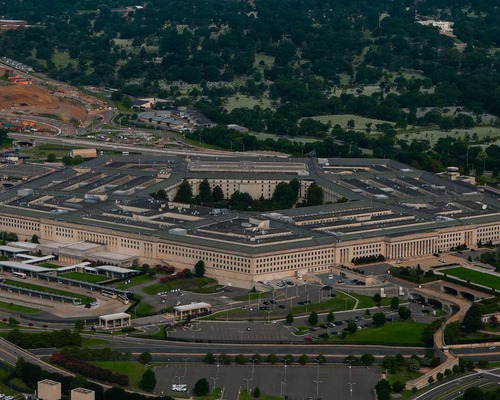 Pentagon’dan Çinli teknoloji devlerine askeri bağlantı incelemesi