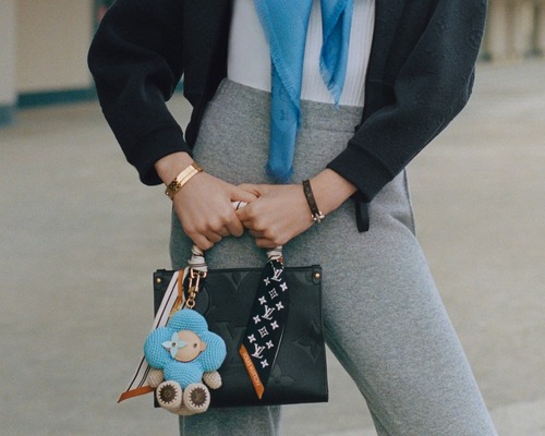 Perakende sektörünün yeni lüks ürünü: Bin dolarlık çanta süsleri