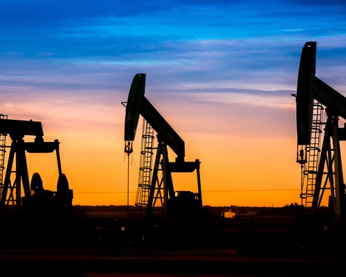 Petrol fiyatları ABD ve İran arasındaki ateşkes görüşmeleri beklentisiyle düştü