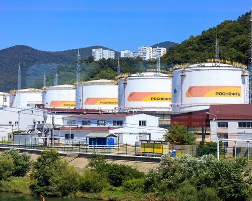 Petrol yaptırımları Rusya ekonomisinin kalbini hedef alıyor