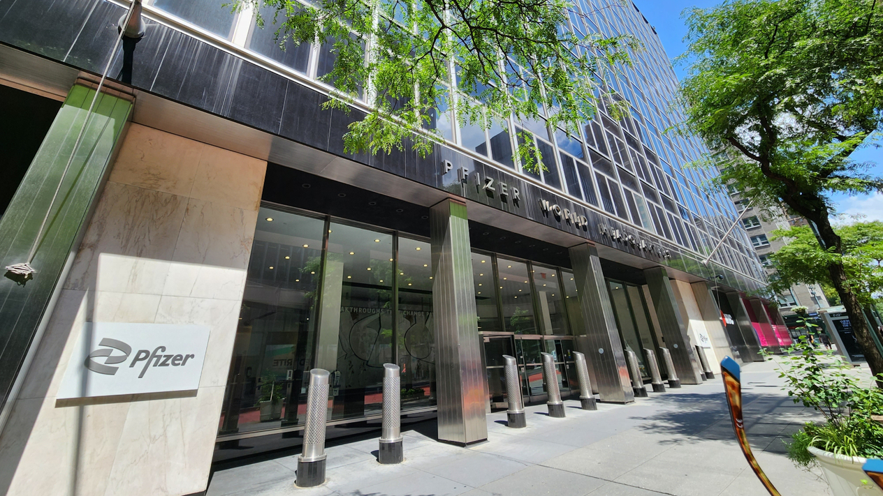 Pfizer'den Çinli şirkete kanser ilacı için 6 milyar dolarlık yatırım
