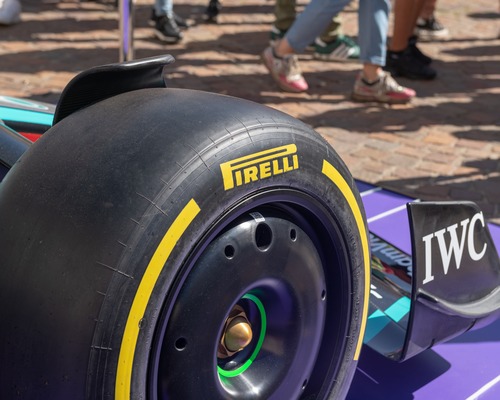 Pirelli yönetiminden Çinli yatırımcıya hisse azaltma baskısı