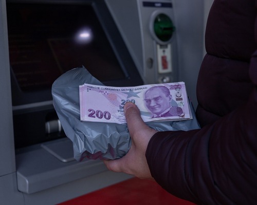 Piyasa ve reel sektör enflasyonda düşüş öngörüyor