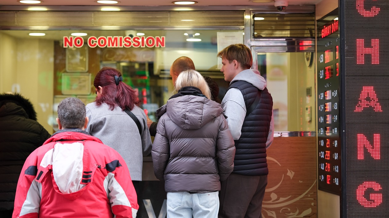 Türk lirasındaki değer kaybı dünya basınında