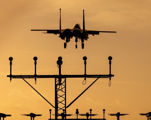 Polonya'da milyar euroluk ordu fonu çatlağı