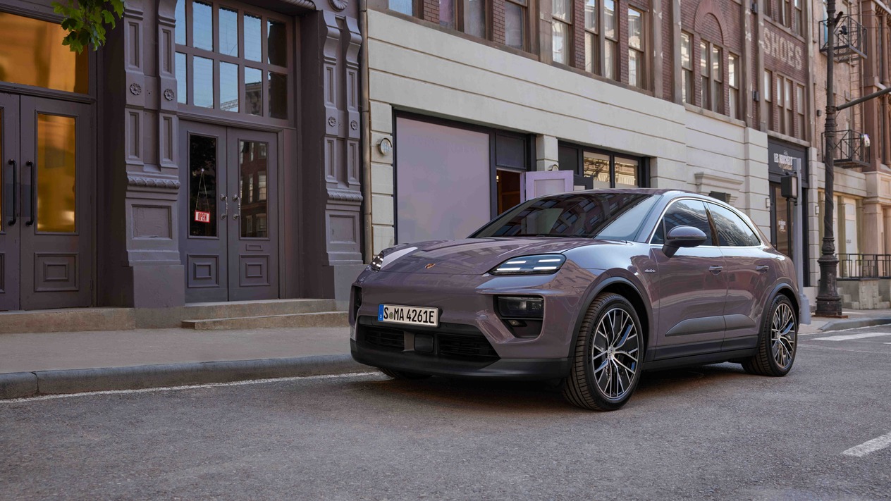 Porsche, elektrikli araç pil üretim planlarını durdurdu