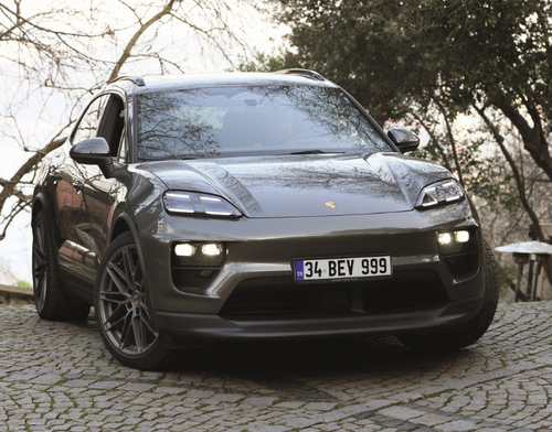 Porsche Macan 4: Hızlı ve elektrikli