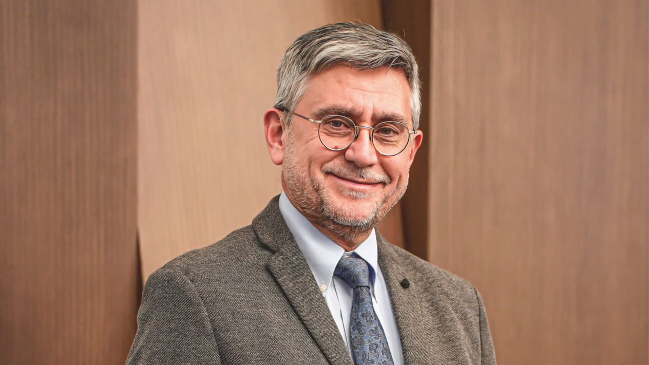 Prof. Dr. Tarık Özkul 67 patentle dünyaya rüzgar türbinleri ve yapay zeka çözümleri taşıyor