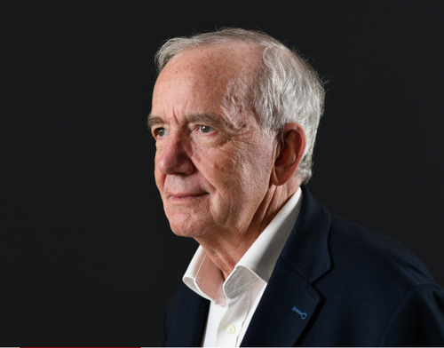  Profesör Peter Hawkins liderleri uyarıyor: Yapay zeka ve akıllı bir liderle akıllı bir ortaklığa sahip olmalıyız.  