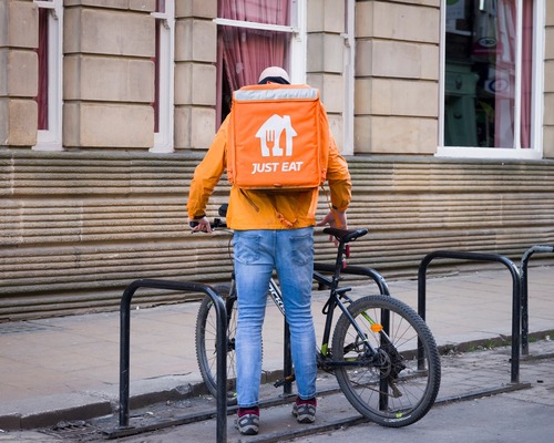 Prosus Just Eat Takeaway'i 4,1 milyar euroya satın alıyor