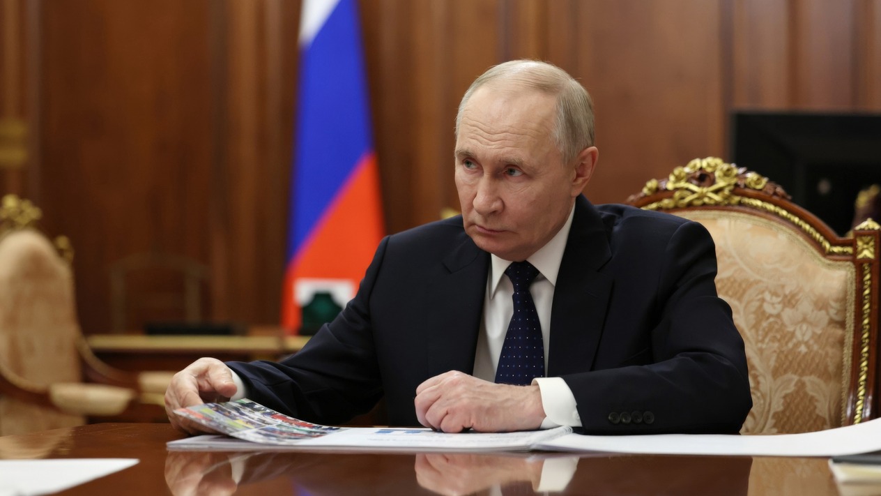 Putin’den enerji şirketlerine borç uyarısı