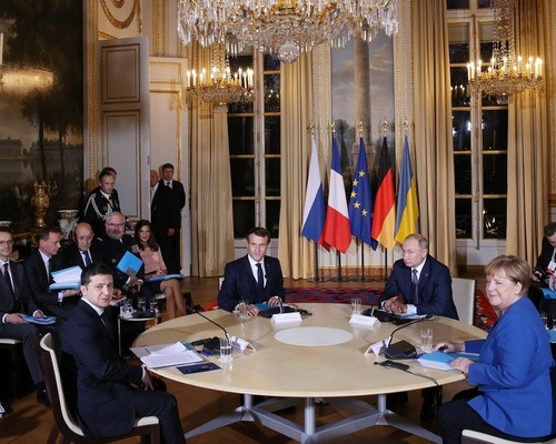 Putin ve Zelenskiy barış görüşmeleri için bir araya gelir mi?