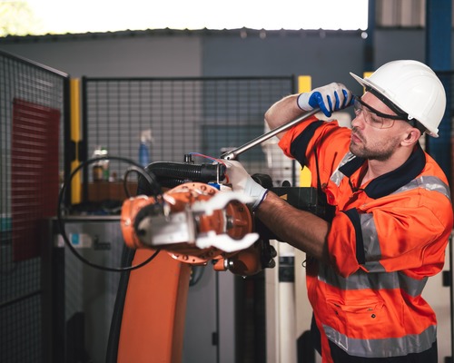 Reel kesim güveni 98,9’a yükseldi