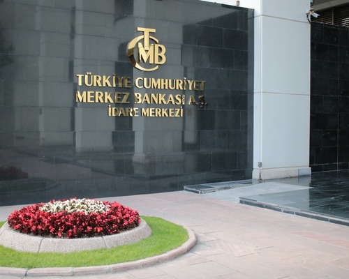 Reuters: TCMB'nin net döviz pozisyonu çarşamba günü 11,2 milyar dolar azaldı