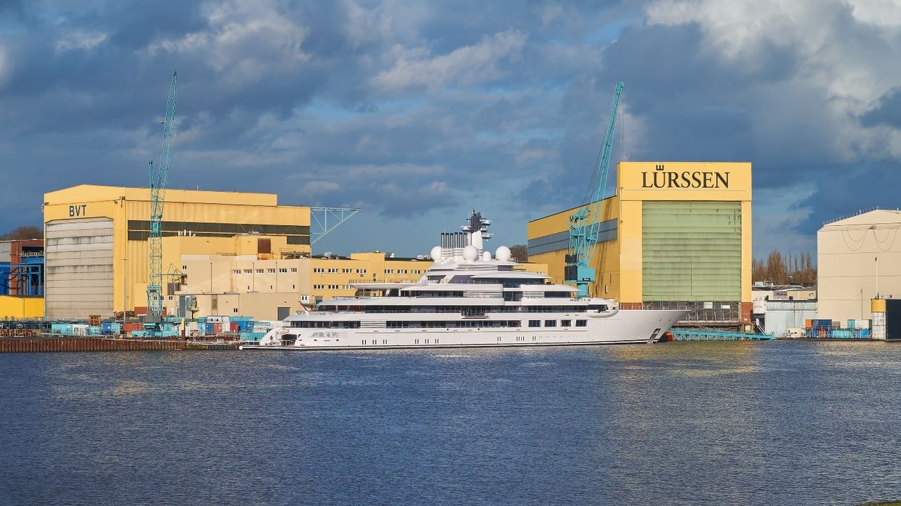 Rheinmetall savaş gemisi imalatçısı satın alıyor