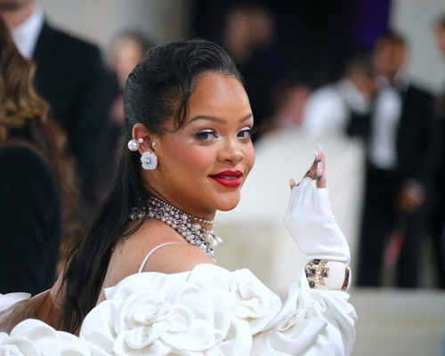 Rihanna'nın moda hayali 36 milyon dolara mal oldu