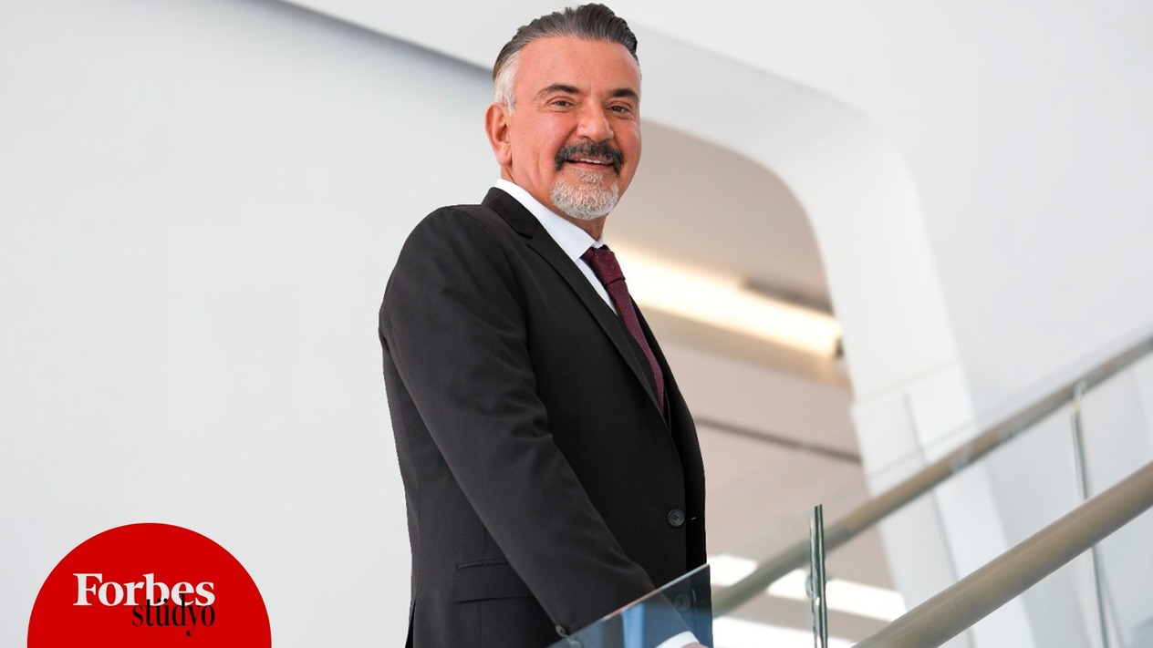 Robotik teknolojiyle Türkiye, saç ekimi alanında uluslararası merkez haline geliyor