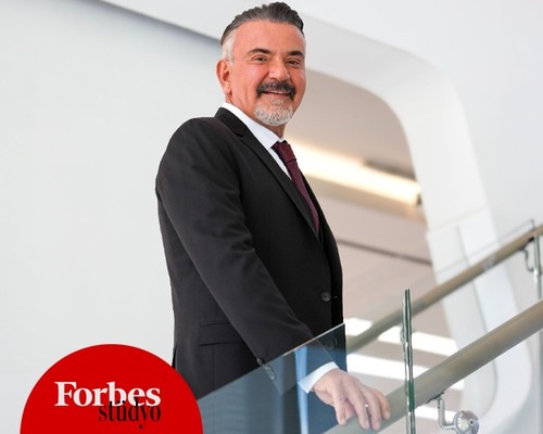 Robotik teknolojiyle Türkiye, saç ekimi alanında uluslararası merkez haline geliyor