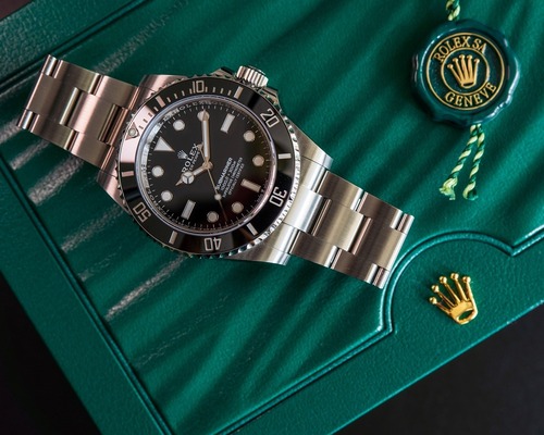 Rolex tutkunları gümrük tarifelerinden önce ikinci el saatlere para yatırıyor