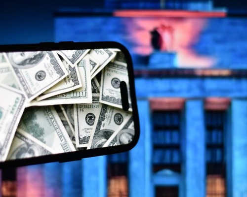 S&P Global Fed faiz beklentisini yukarı yönlü revize etti