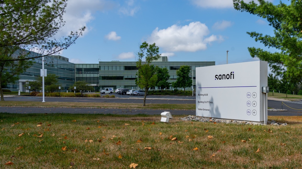 Sanofi Blueprint Medicines’i 9,5 milyar dolara satın alıyor