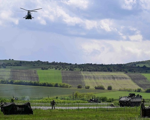 Savunma harcamalarında Avrupa ve Kanada ABD ile Rusya’ya yetişebilir mi?