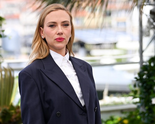 Scarlett Johansson ve Sebastian Stan Batman 2 kadrosunda