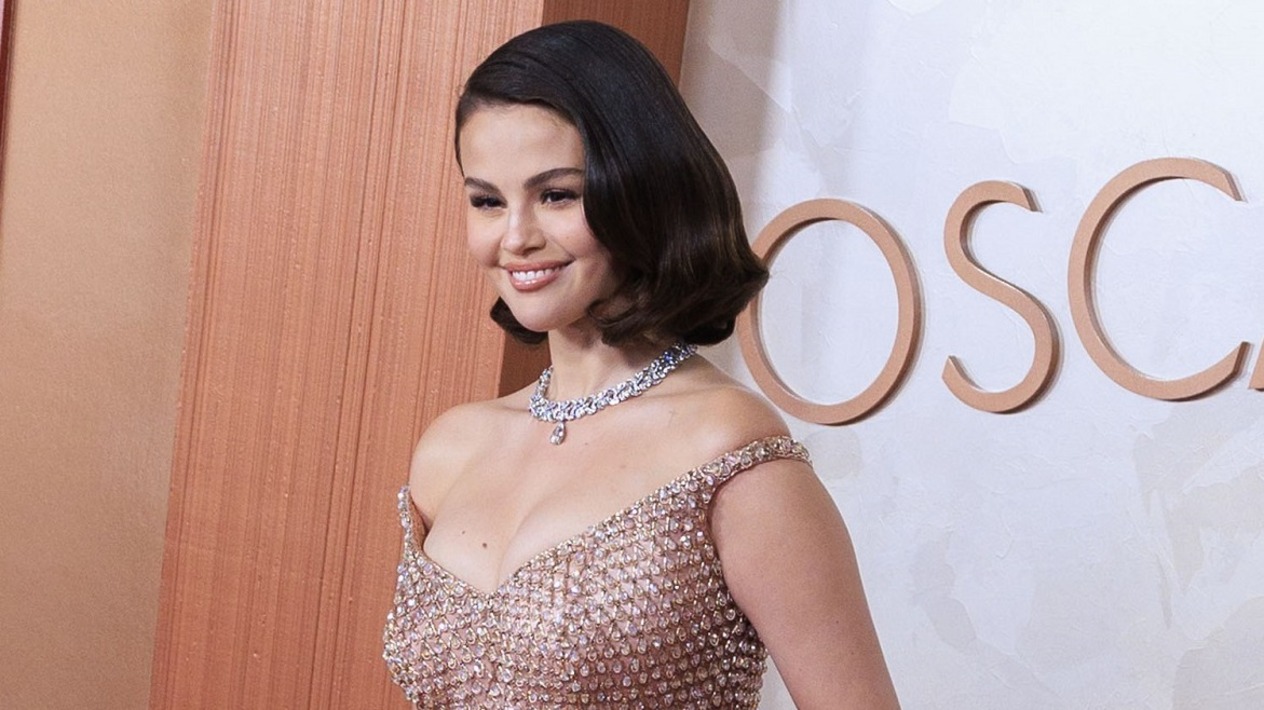 Selena Gomez neden milyarder değil?