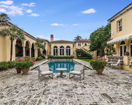 Servet güvenli liman arıyor: Dünyanın hayalet malikâneleri