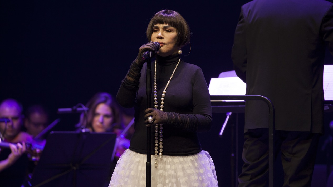 Sezen Aksu müzik kataloğunu 18 milyon dolara sattı