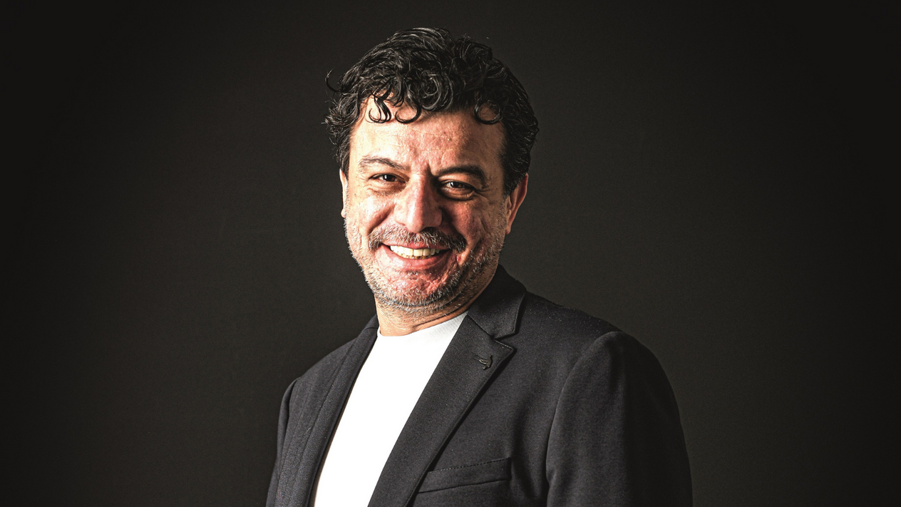 Sharks&Partners kurucusu Mehmet Çelikol girişimleri filtreleyerek yatırımcıların önüne koyuyor