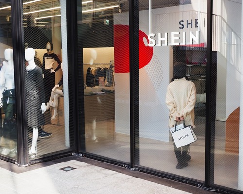 Shein, Hong Kong'da halka arzı kolaylaştırmak için Çin'e geri dönmeyi düşünüyor