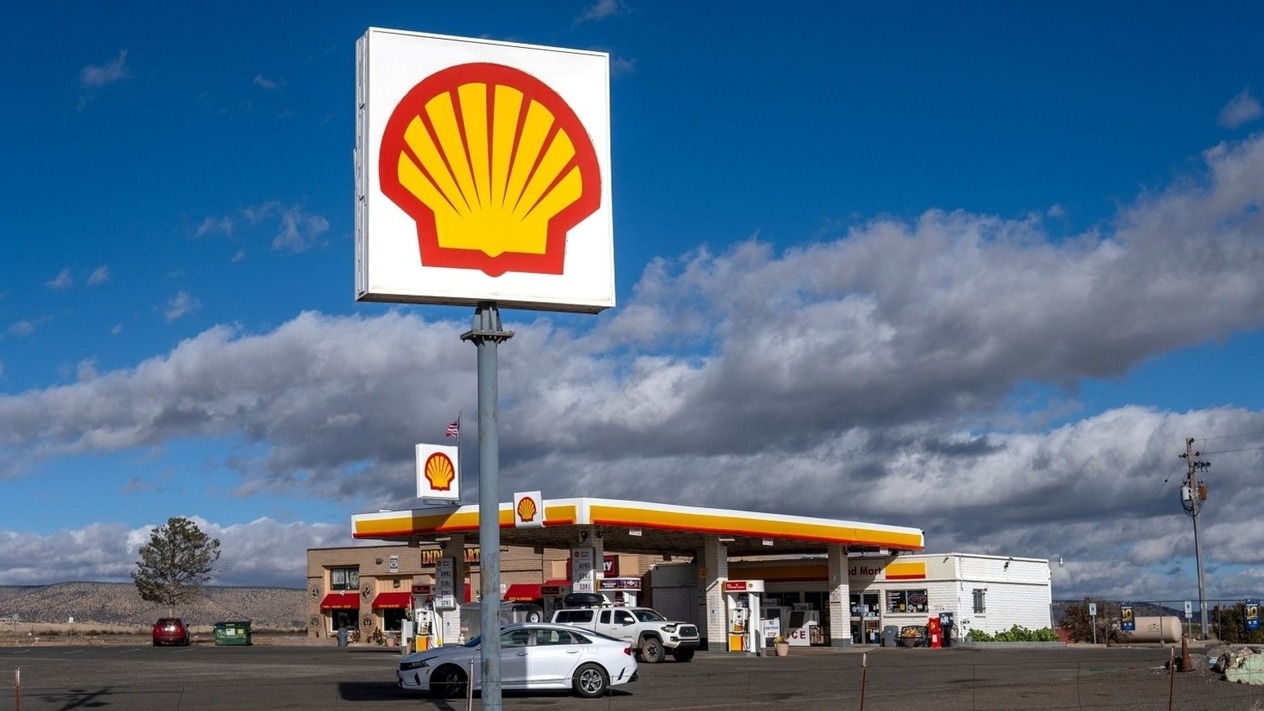 Shell üçüncü çeyrekte kârını ikiye katladı