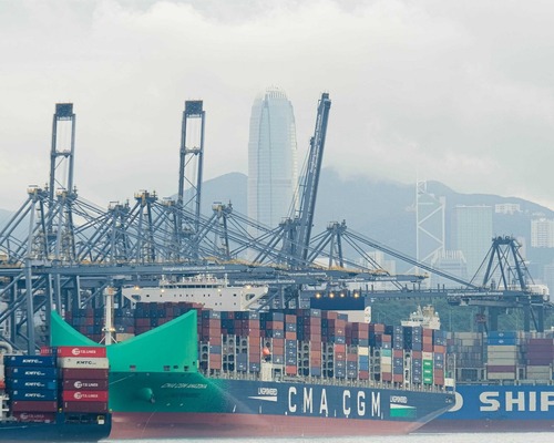 Şirketler Trump’ın gümrük vergisi tehditlerine karşı önlem almaya çalışıyor