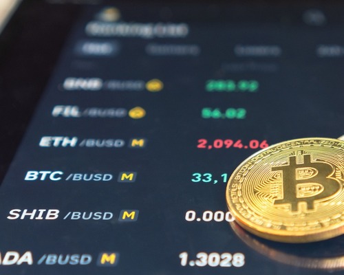 Şirketlerin kripto stoklama çılgınlığı sona eriyor