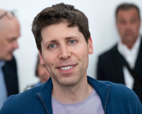 SoftBank, OpenAI'a 25 milyar dolar yatırım yapmayı değerlendiriyor