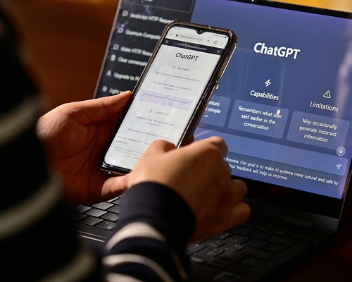 Sohbet robotları cevapladı: Yapay zeka bir balon mu?