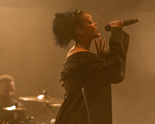 Sosyal medyada '2016 nostaljisi' rüzgarı: Filtreler, şarkılar ve anılar geri döndü