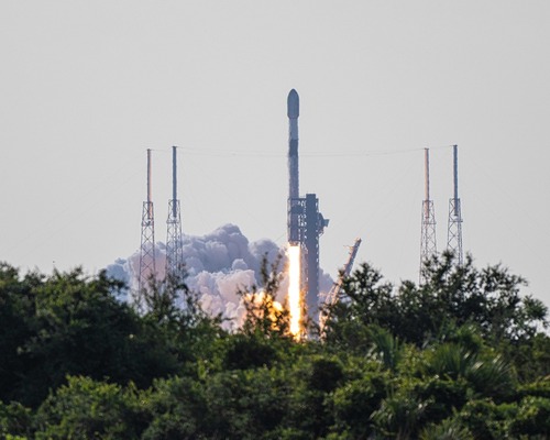 SpaceX ABD Uzay Kuvvetleri'nden 1,6 milyar dolarlık sipariş aldı