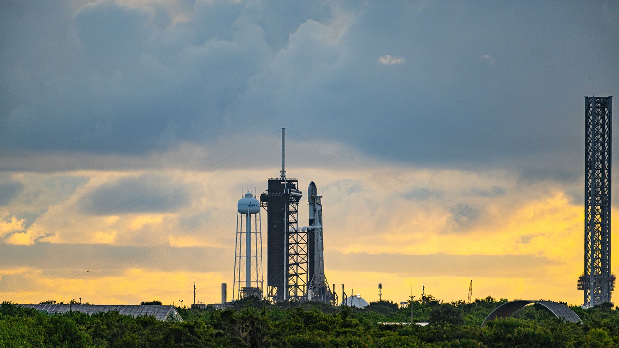 SpaceX geride kaldı, NASA kapıları diğer şirketlere açıyor