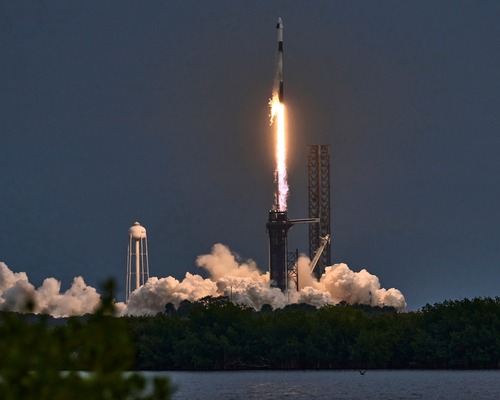 SpaceX halka arz değerleme hedefini en az 1,8 trilyon dolara düşürdü