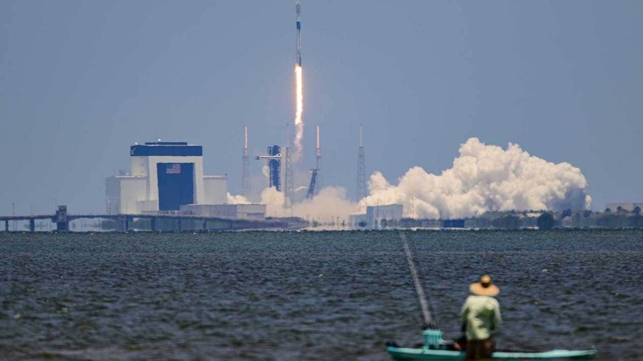 SpaceX’in değeri hisse satışıyla yaklaşık 400 milyar dolara ulaşacak