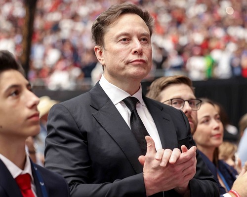 SpaceX ve Tesla’nın birleşmesi Elon Musk’a ne kazandıracak?