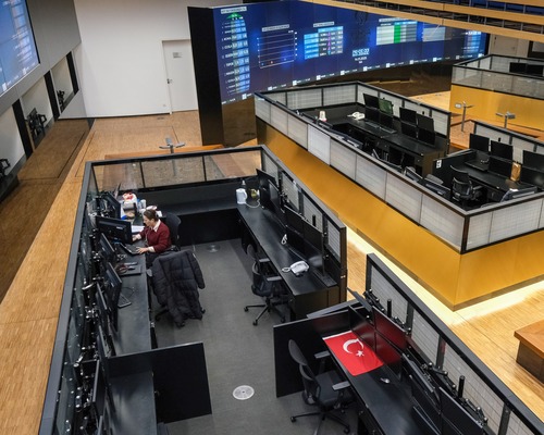 SPK'den bir halka arza ve iki sermaye artırımına onay