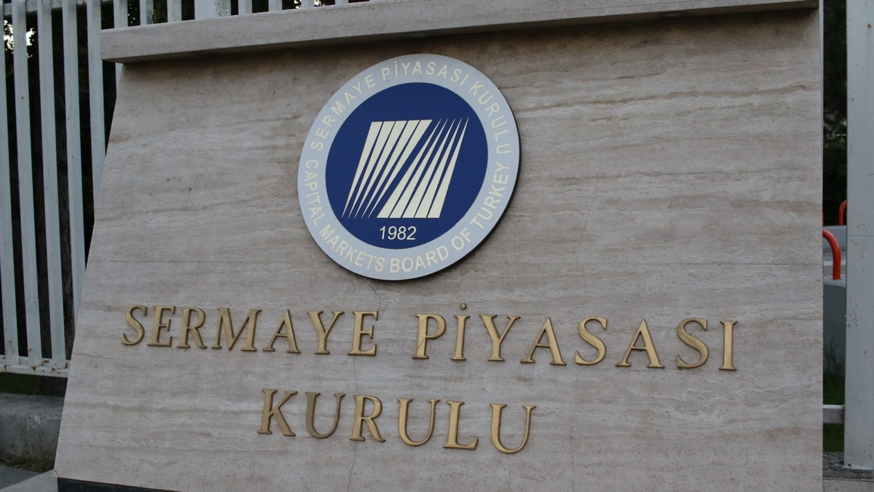 SPK’dan iki hisse için yaptırım: 28 kişinin lisansı iptal edildi