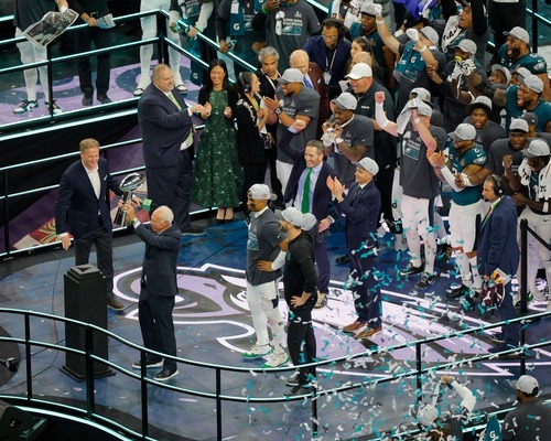 Super Bowl 126 milyon izleyiciyle rekor kırdı